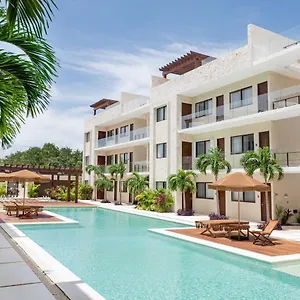  Appartement And Penthouse Blue Luxury Kukulkan Mexique